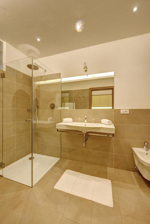 Hotel Appartement Inge Tirolo Quarto foto