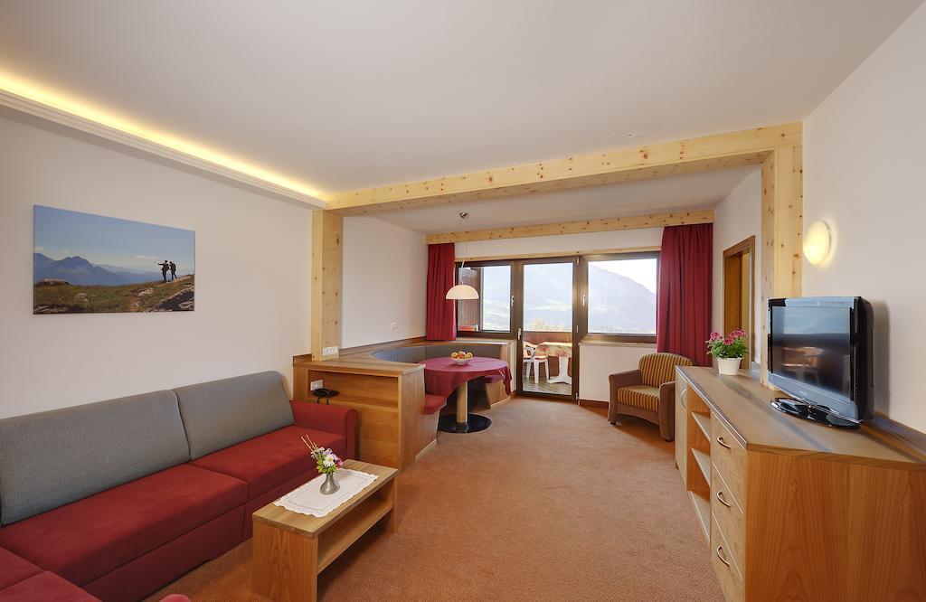 Hotel Appartement Inge Tirolo Quarto foto