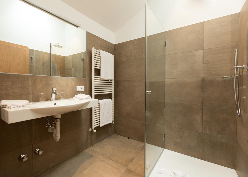 Hotel Appartement Inge Tirolo Exterior foto