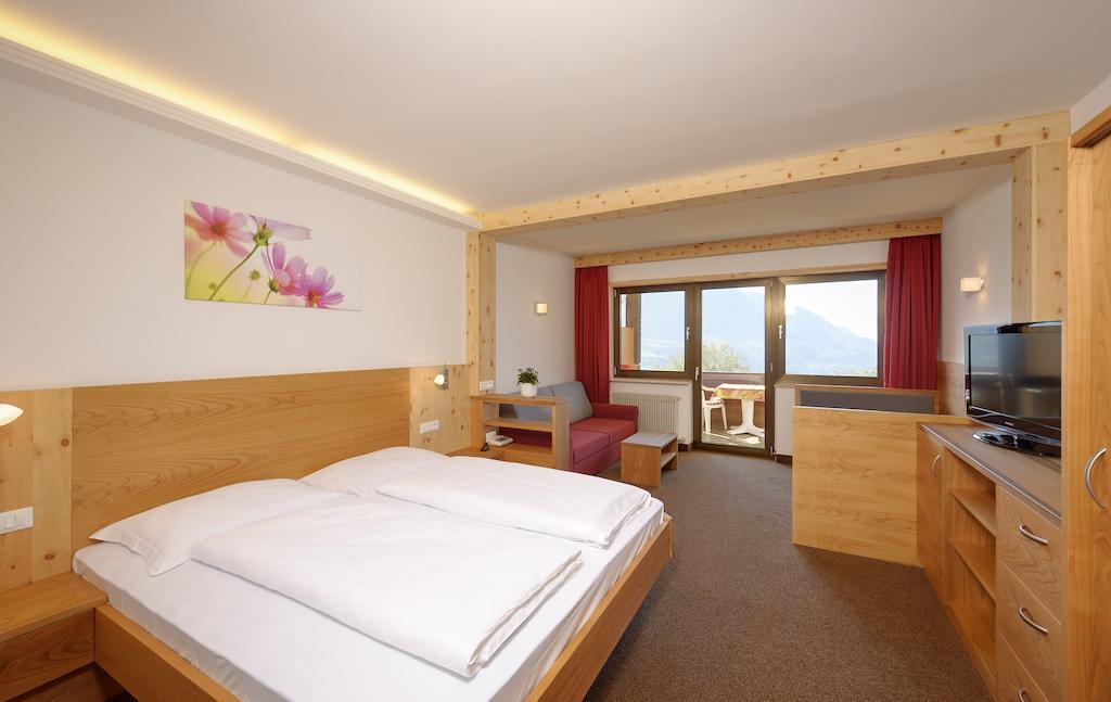 Hotel Appartement Inge Tirolo Quarto foto